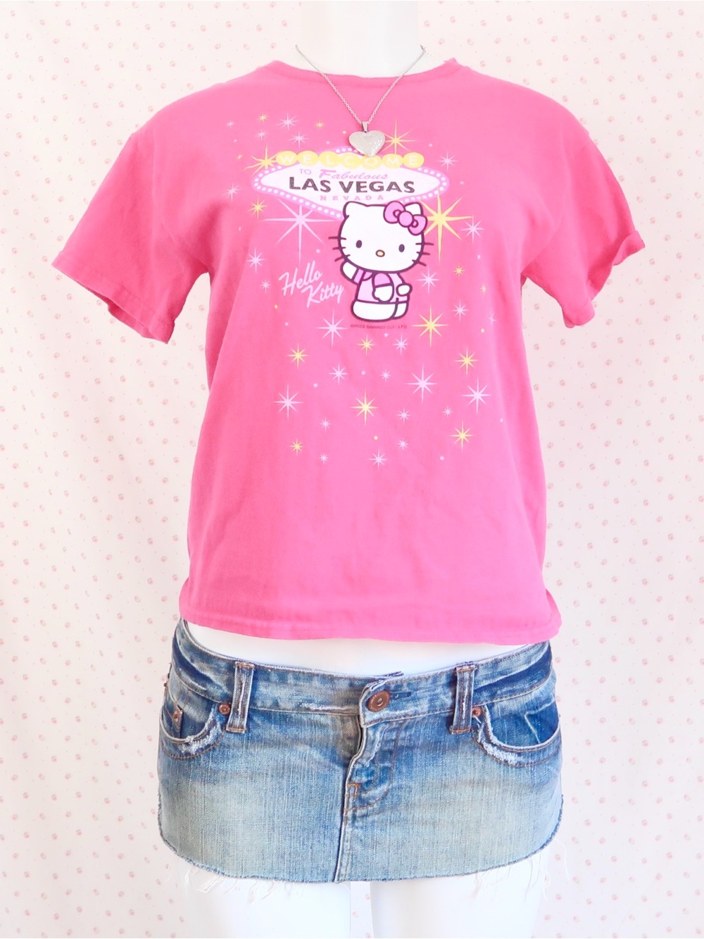 Hello Kitty Pink Graphic Short Sleeve Tee